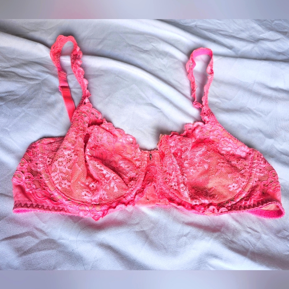 VS Bra